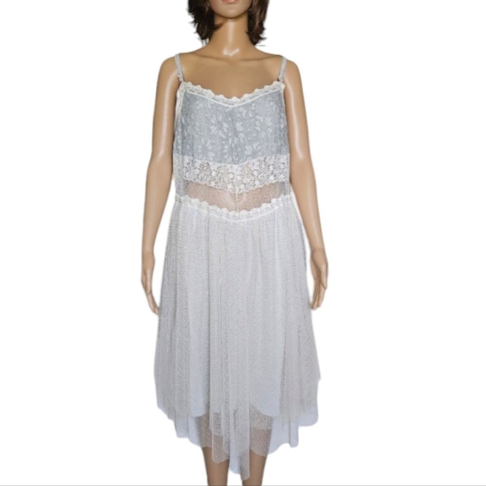 NWT Archer+Arrow Lace Overlay Midi Dress